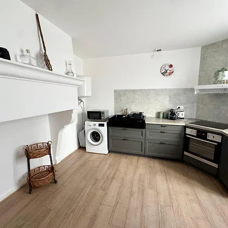 La Maisonnette D Eline - Meuble 3 Etoiles شقة فيتيل