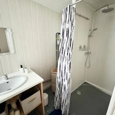 La Maisonnette D Eline - Meuble 3 Etoiles شقة